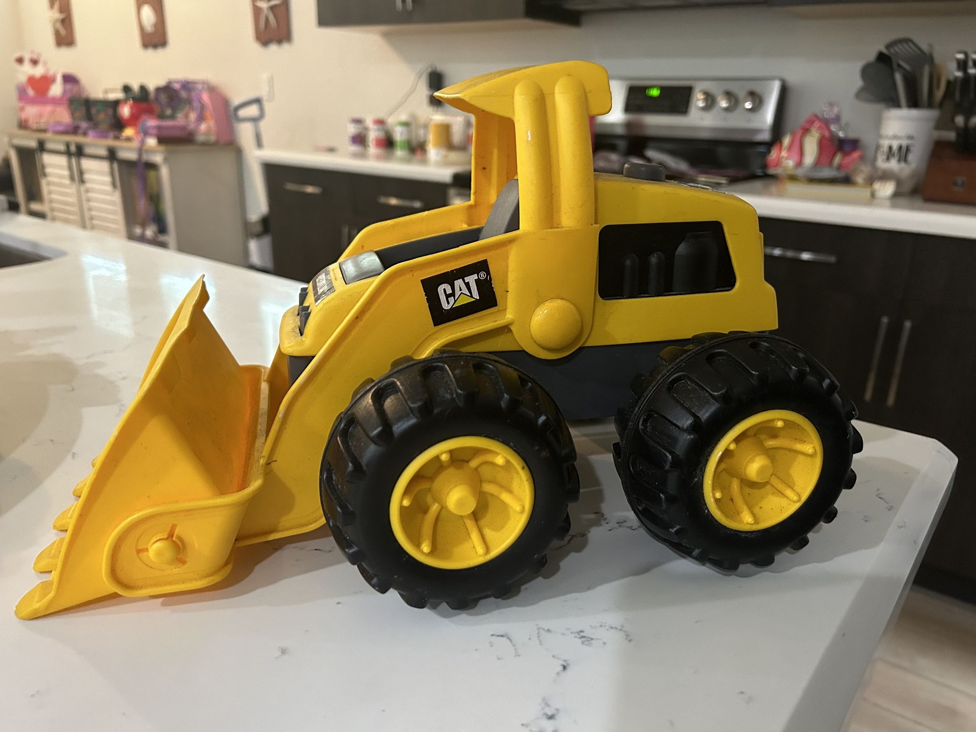 CAT Bulldozer toy