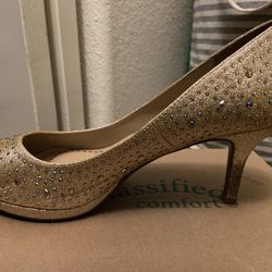 City Classified Frank Heels Size 10