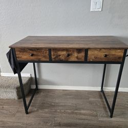 Very  nice, Brown Desk. 