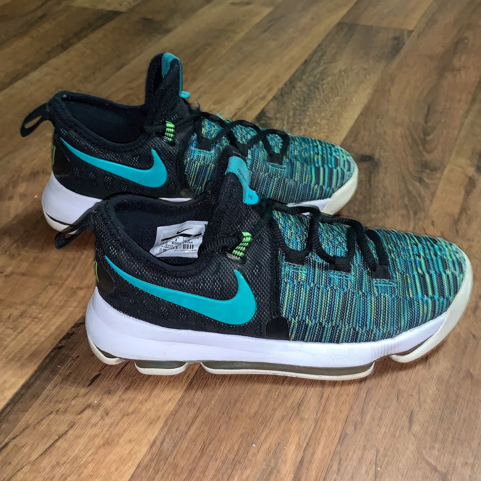 Nike KD 9 Birds of Paradise Youth Shoes Size 4.5Y