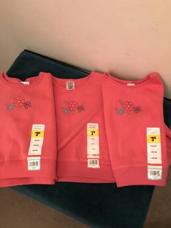 Girl’s Pink Sweatshirts