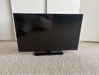 VIZIO 32"" Smart TV