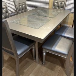 Dining Table 6 Chairs 