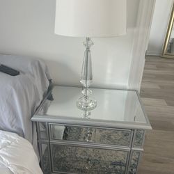 Complete Bedroom Set (2 Nightstands And dresser)