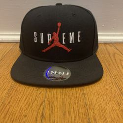 Jordan Supreme 6 Panel Black Snapback