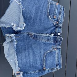 Women’s 501 Levi’s Denim Shorts 