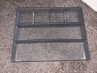 Metal organizer