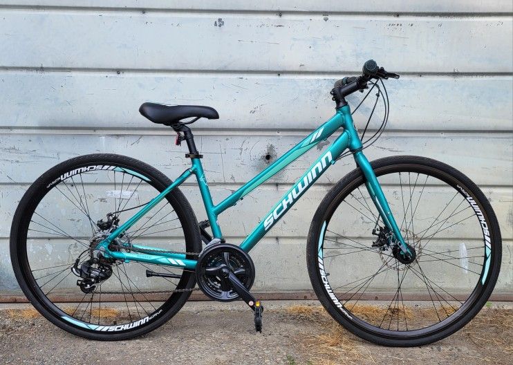 HYBRID SCHWINN BIKE
