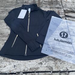Lululemon black/gold
