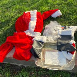 Santa Costume Free 