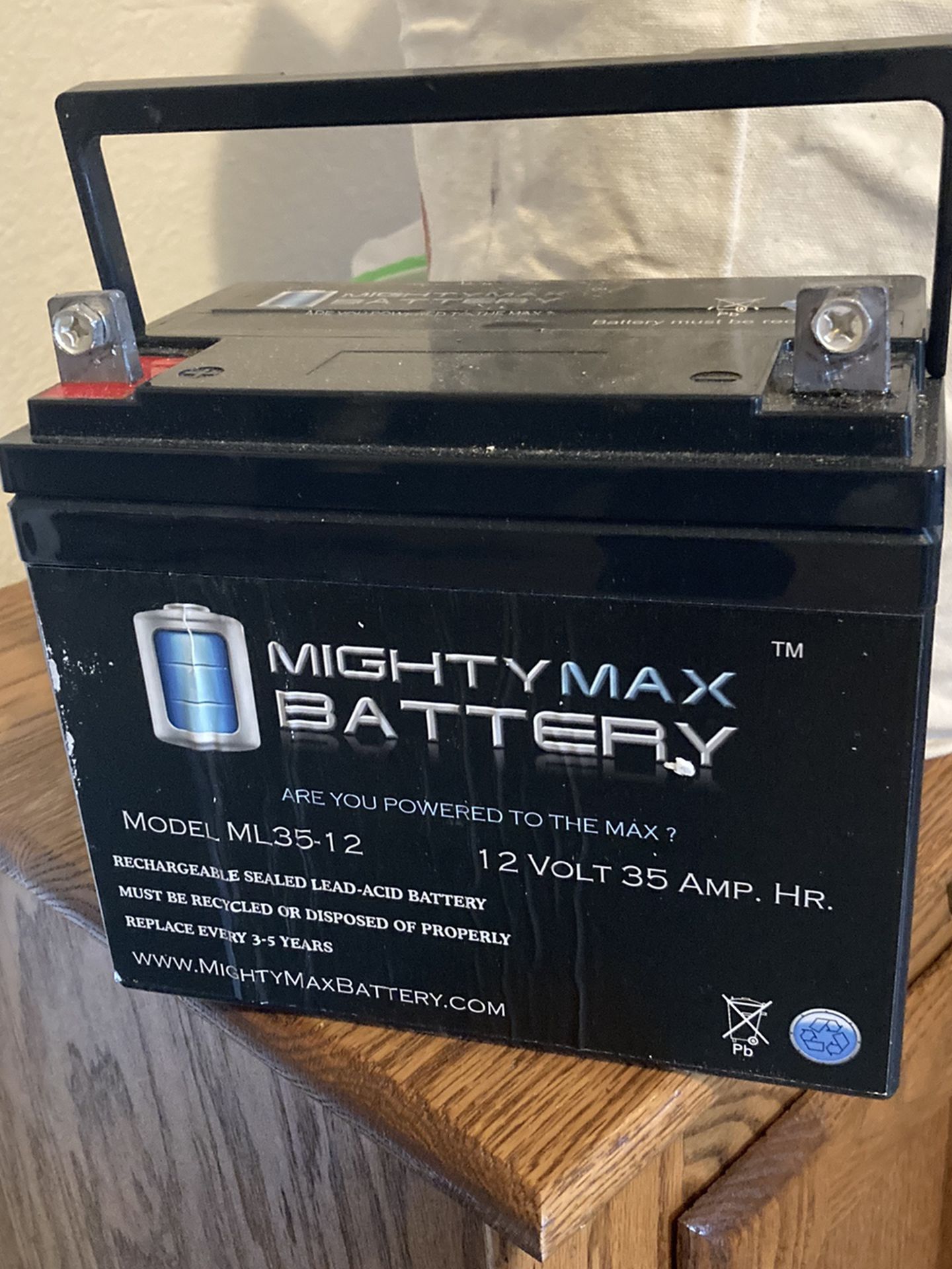 12v 35 Amp hour Battery