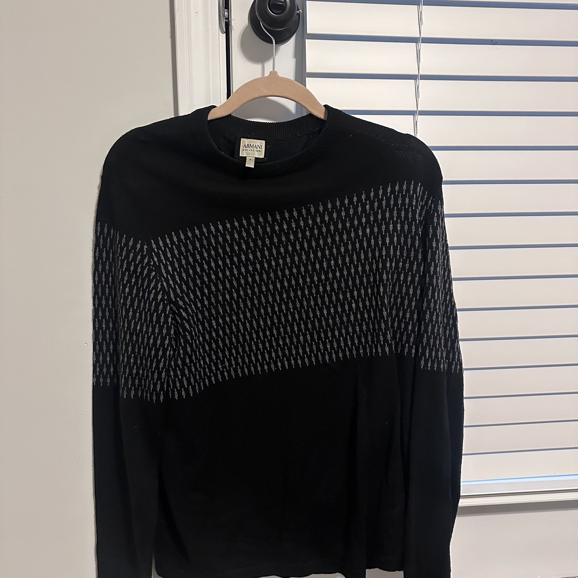 ARMANI BLACK LONG SLEEVE