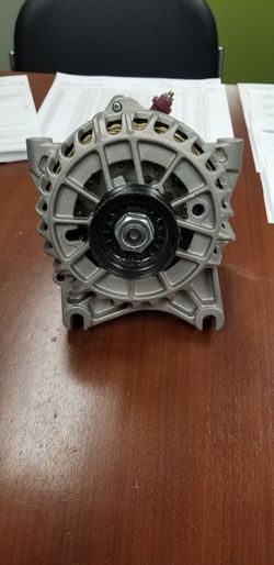 04-08 Ford F150 Alternator $100