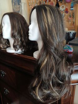 Wigs and wigs stands. Like new
