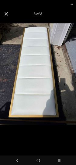 Cisne Gold Bench (40") x2