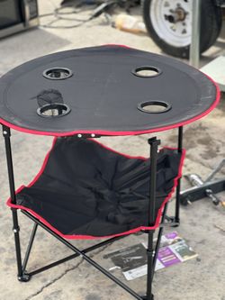 4 Cup Picnic Table