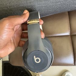 STUDIO BEATS