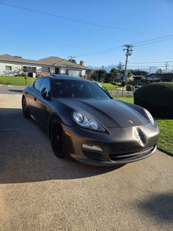 2011 Porsche Panamera