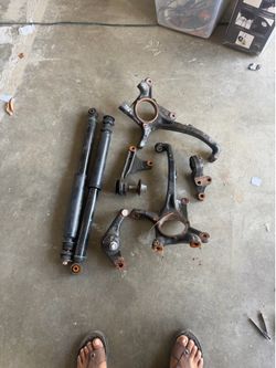 Parts Toyota tundra 2019 platinum