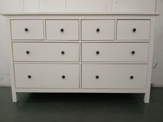 Ikea HEMNES 8 Drawer Dresser