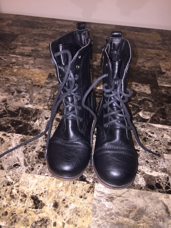 Boots black size 7c