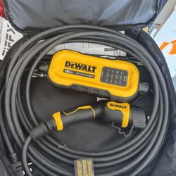 DEWALT Level-2 Portable Electric Vehicle EV Charger up to 16 Amps, 120-240-Volt AC 3.8 KW, 25 Ft. Cable, Weatherproof  Sims new,maybe one time used 