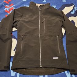 Pre-owned Patagonia Jacket Men's Black Softshell Full Zip Jacket, Men's XS