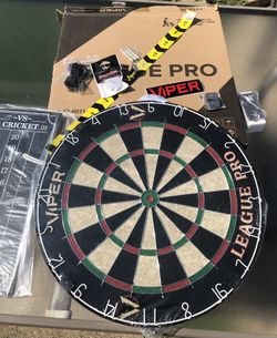 Viper League Pro Dartboard Set.