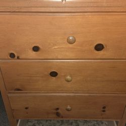 4 drawer Wooden Dresser