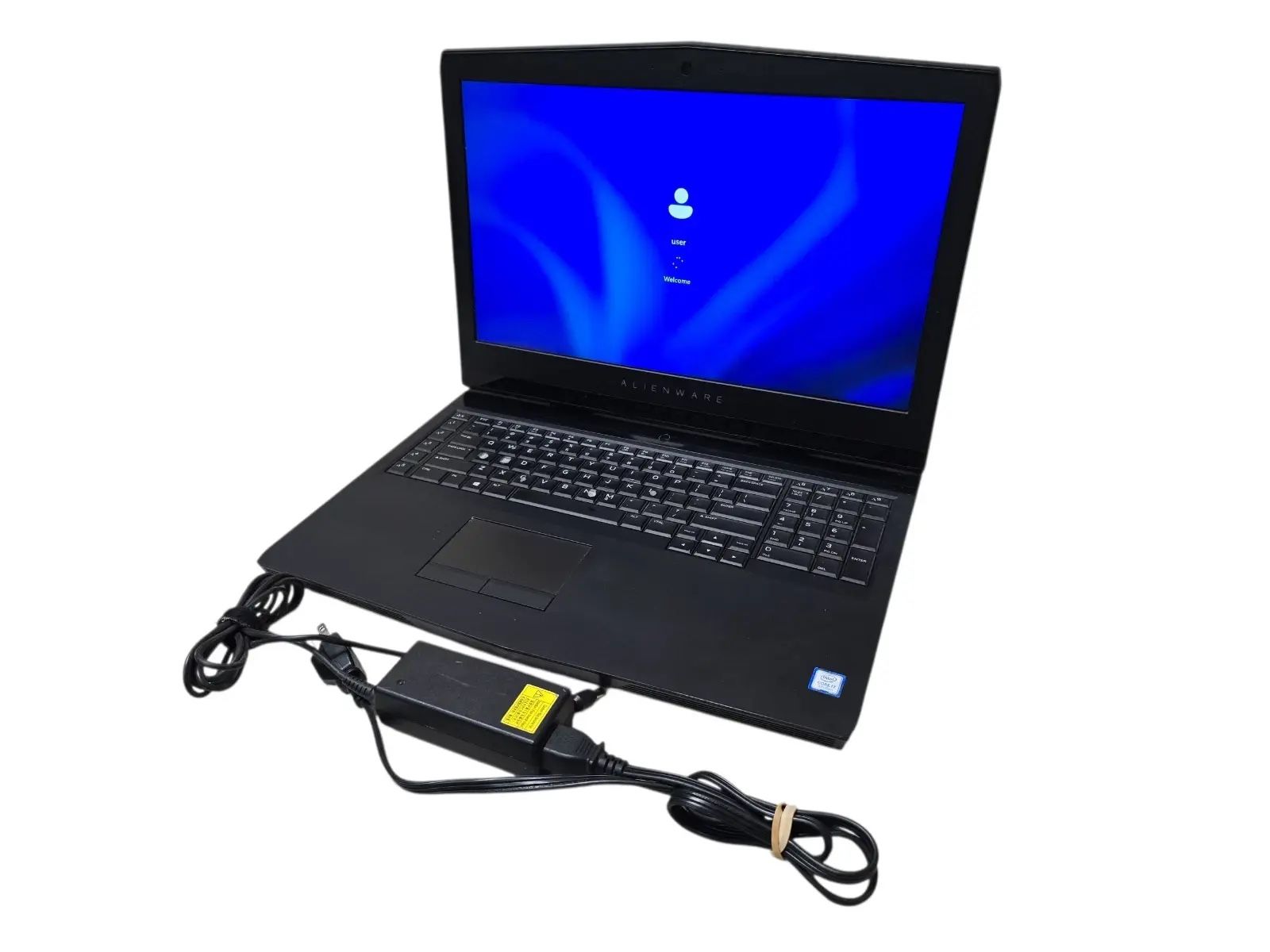Alienware 17 R5 i7-8750H 2.2GHz 32GB 750GB NVME 500GB HDD GTX 1070 ...
