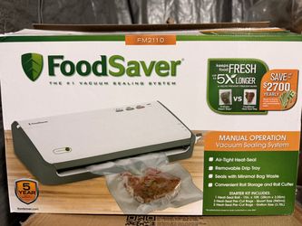 FoodSaver Vacuum Sealing System – FM2110