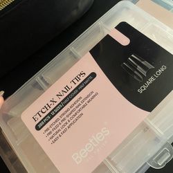 nails 