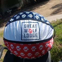 !! Toy Ball Wolf Lodge