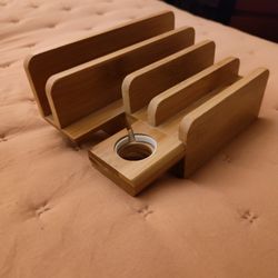 Charging Station Bamboo 