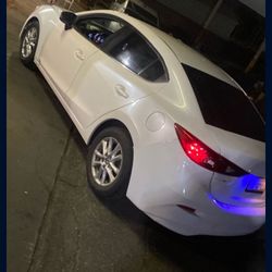 2015 Mazda. 3 Runs Great  Have All. Paper Work And Smog Not Parting It Out 