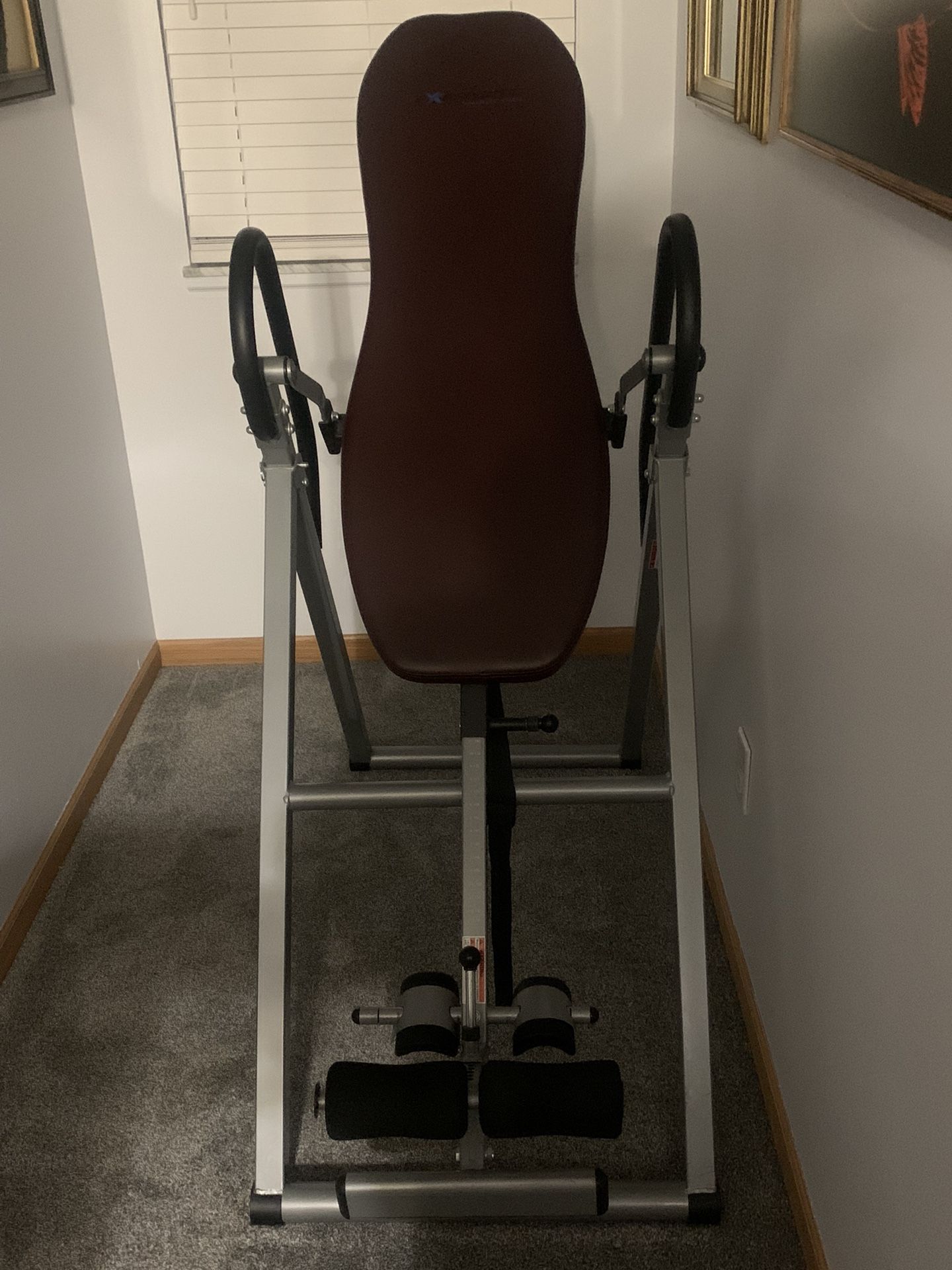 Inversion table