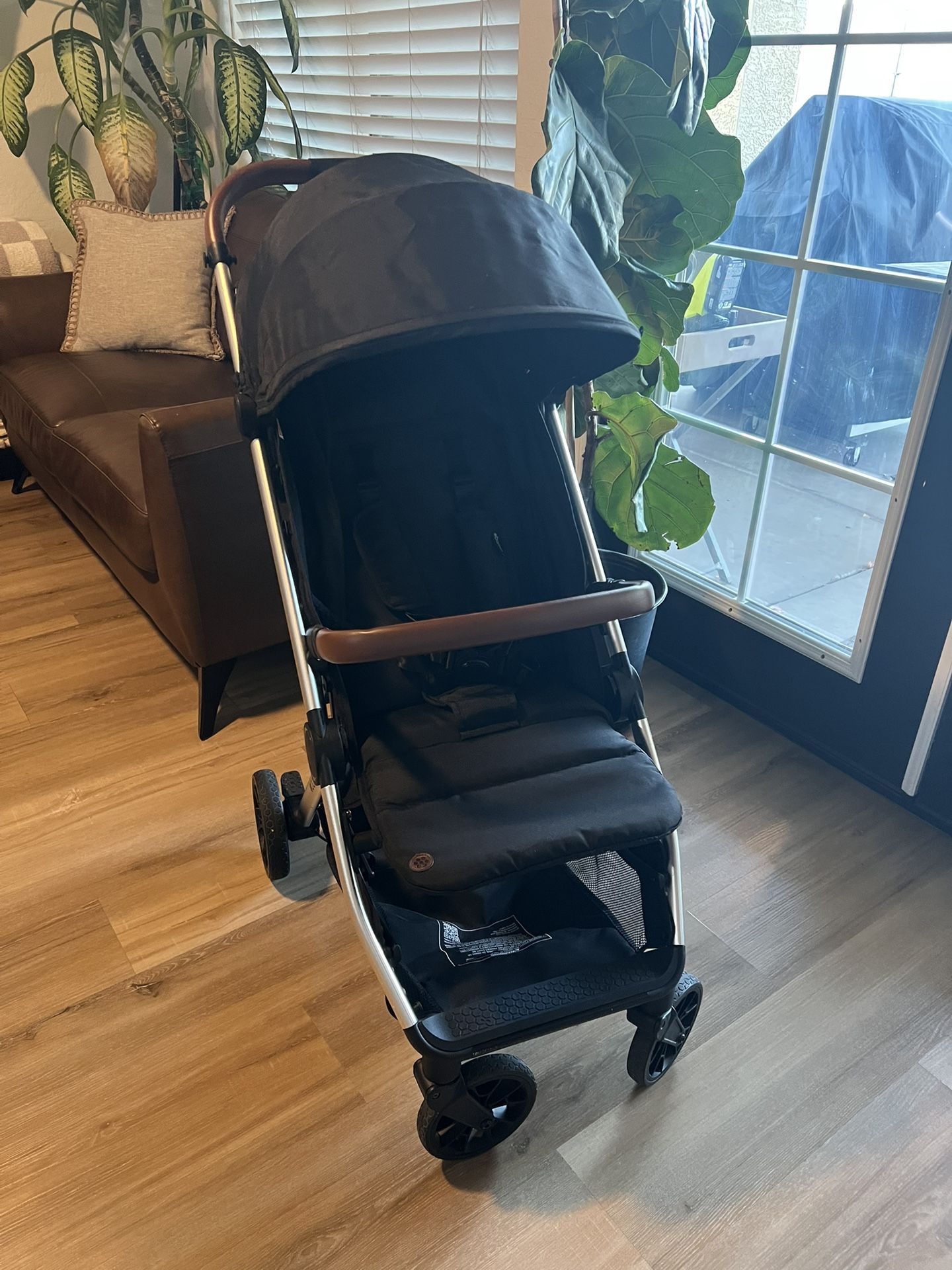 bombi bēbee V2 Lightweight Stroller 