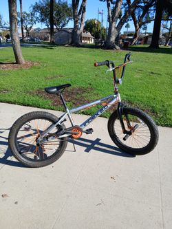 Mongoose BMX 20"