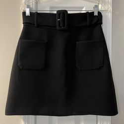 Woman's Los Angeles Atelier & Other Stories Black Woven Mini Skirt & Beltbuckle 