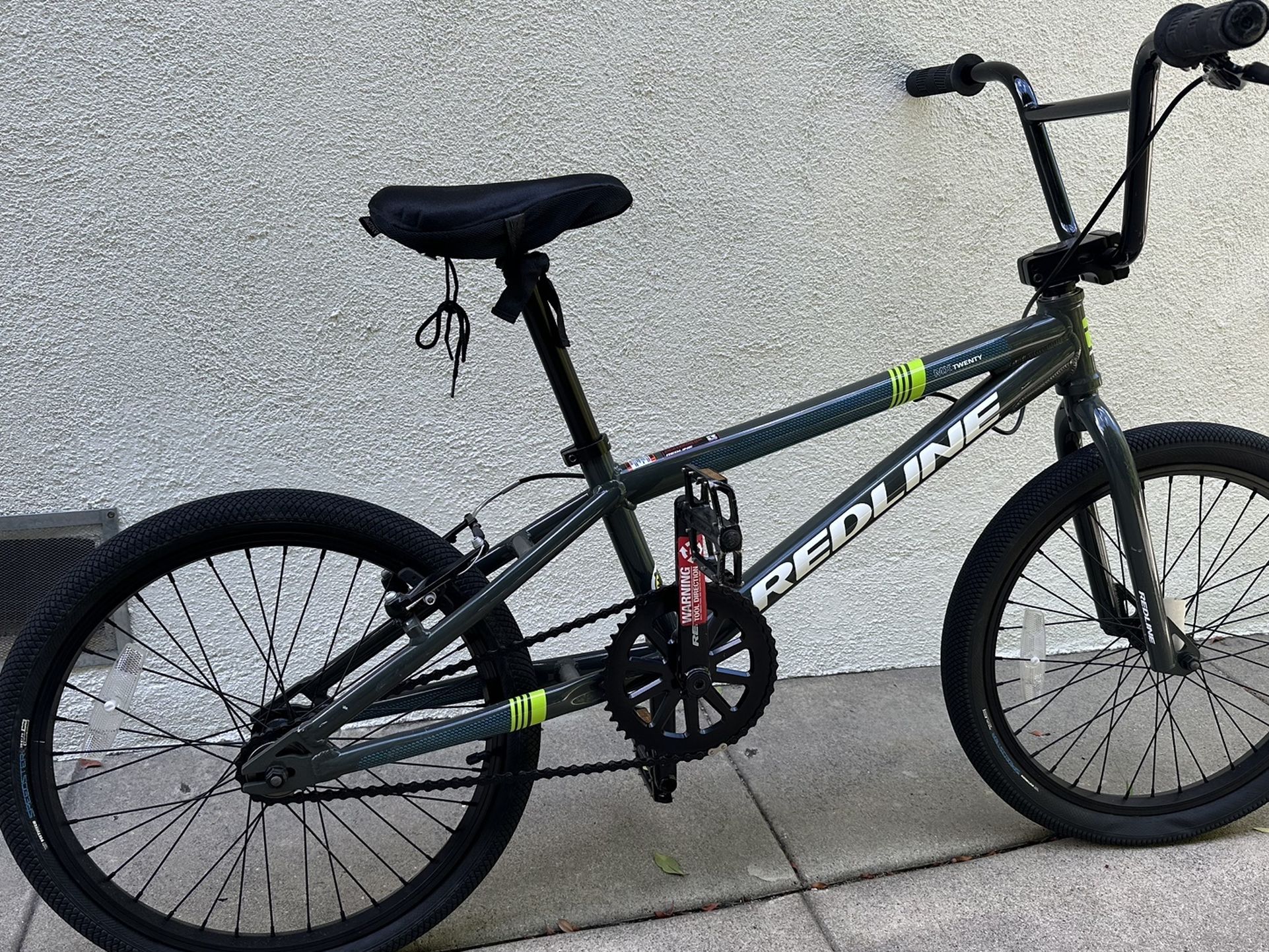 Redline BMX Bike – Excellent Condition (Barely Used)