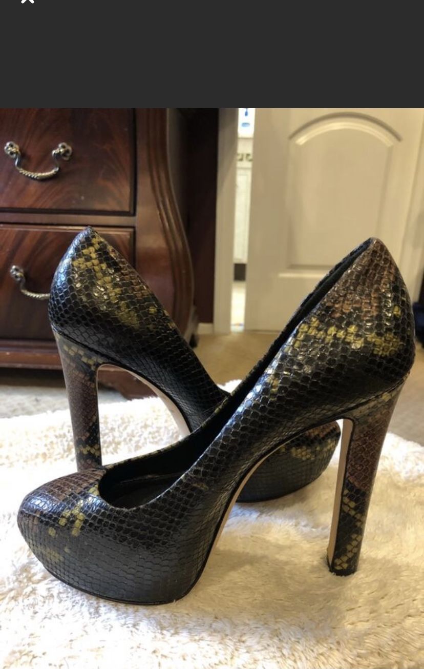 New Brian Atwood pumps size 6m