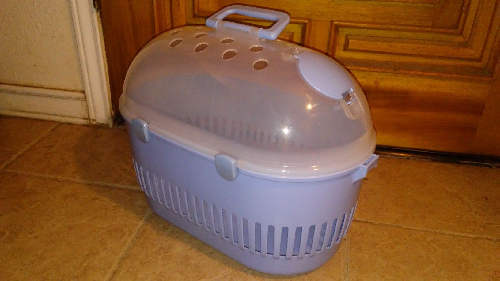 IRIS Medium Size Animal & Critter Carrier