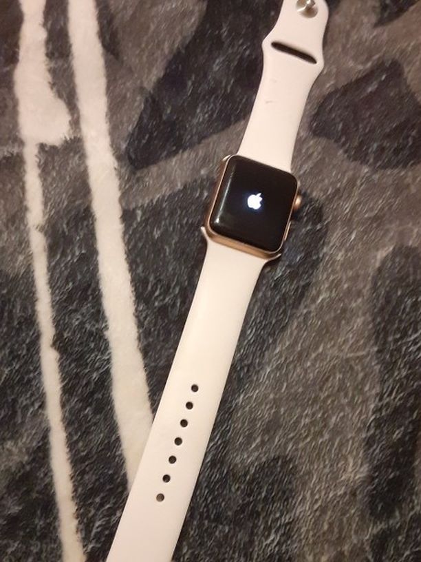 Apple watch Come with Charger