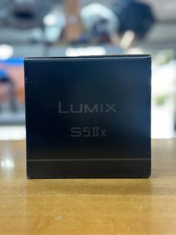 Panasonic LUMIX S5II X And 20-60mm Kit Lens