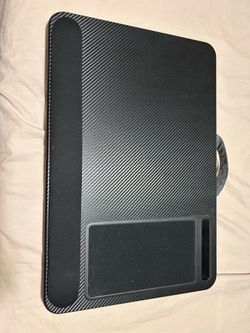 Lap desk