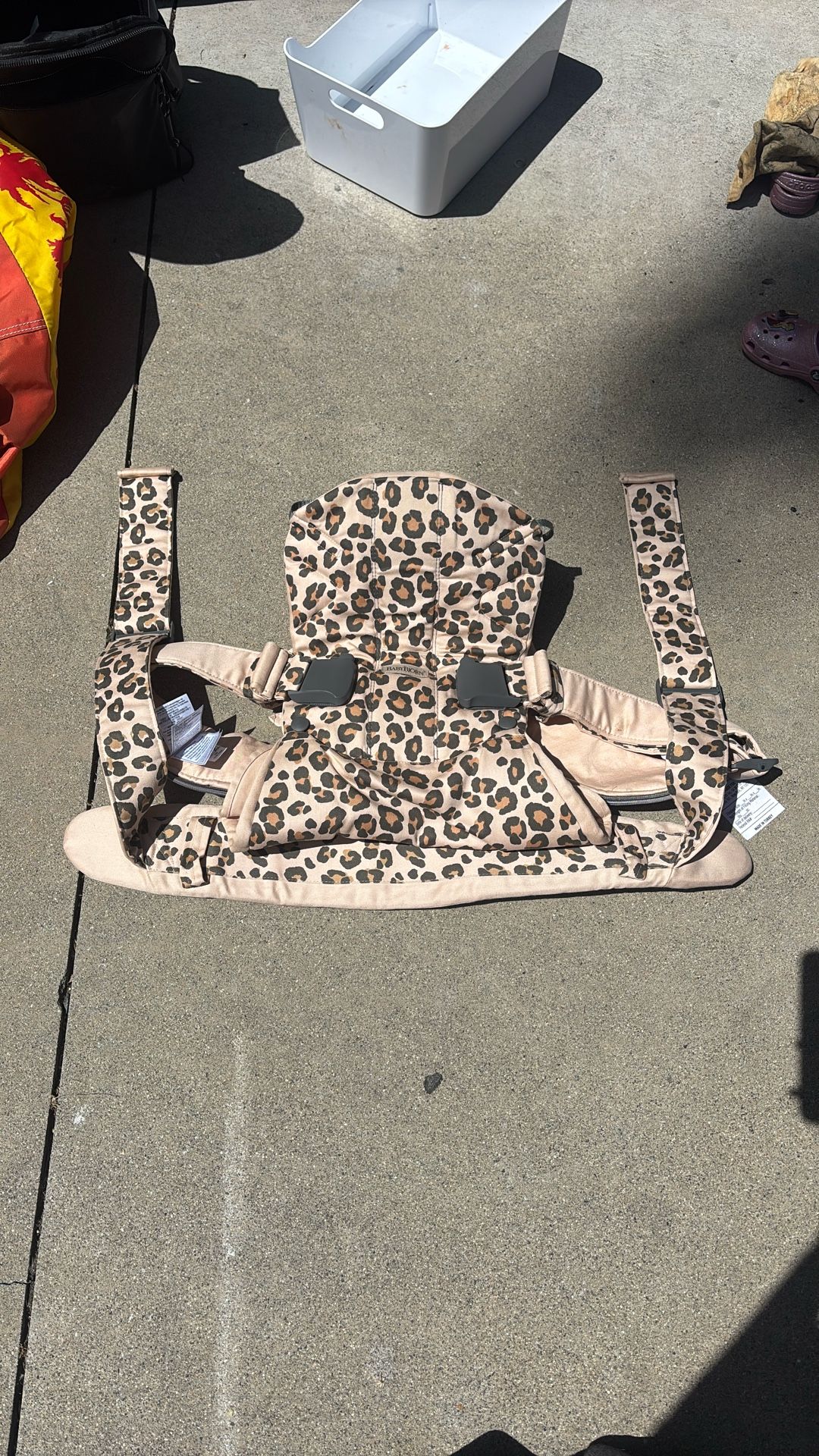 BABYBJORN baby carrier one Leopard Print