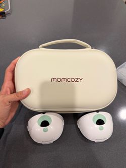Momcozy Wearable Breast Pump Set