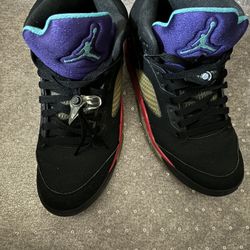 Jordan Retro 5 Top 3 Black Grape Fire Red, Size 9.5