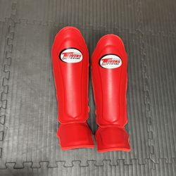 Twins Special Shin Guards (Medium)