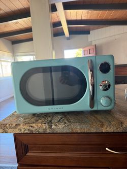 Vintage microwave